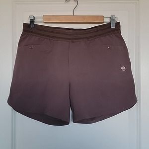 Mountain Hardwear Women's Plum Athletic Shorts